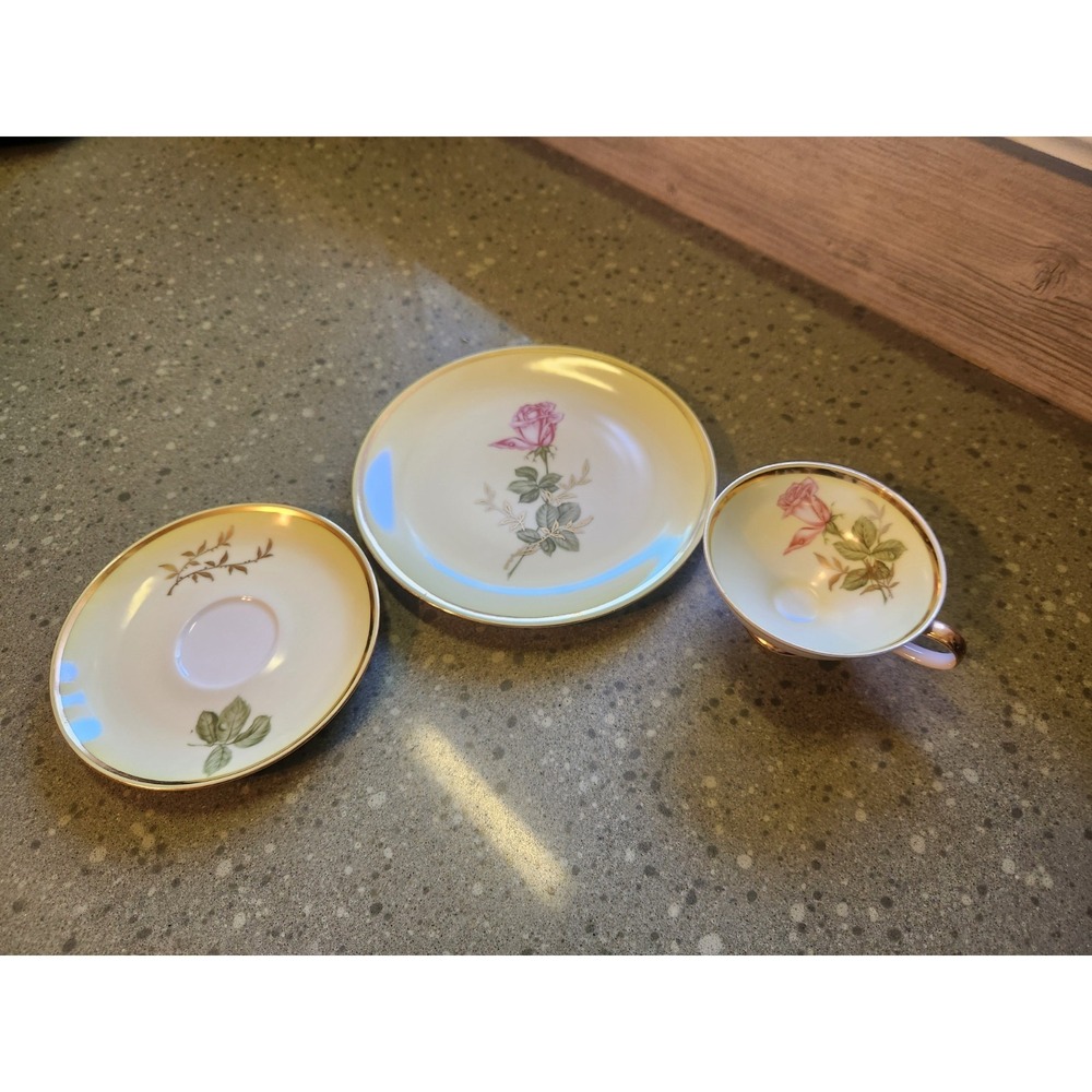 VTG Wundsiedel Bavaria Teacup Saucer Dessert Plate Set Gold Rim Floral Motif - Picture 3 of 8